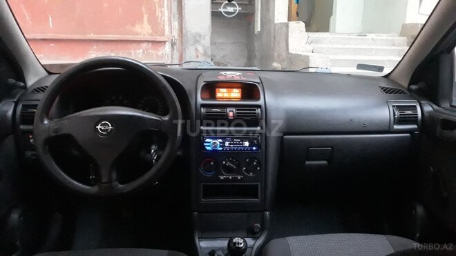 Opel Astra 2005, 166,000 km - 1.4 l - Bakı
