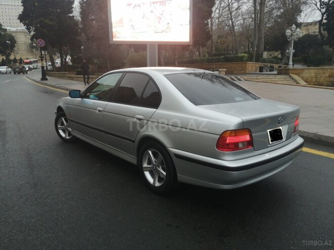 BMW 530 2001, 248,000 km - 3.0 л - Bakı