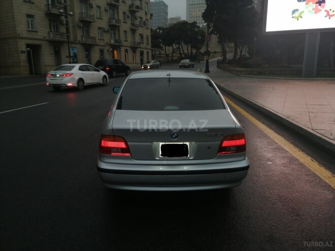 BMW 530 2001, 248,000 km - 3.0 л - Bakı