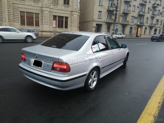 BMW 530 2001, 248,000 km - 3.0 л - Bakı