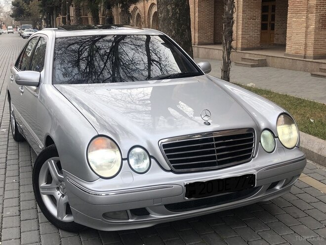 Mercedes E 240 2001, 214,492 km - 2.4 l - Gəncə