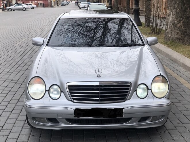 Mercedes E 240 2001, 214,492 km - 2.4 l - Gəncə