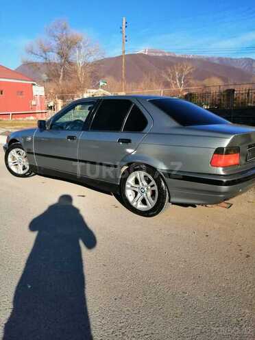 BMW 320 1993, 356,400 km - 2.0 l - Şəki