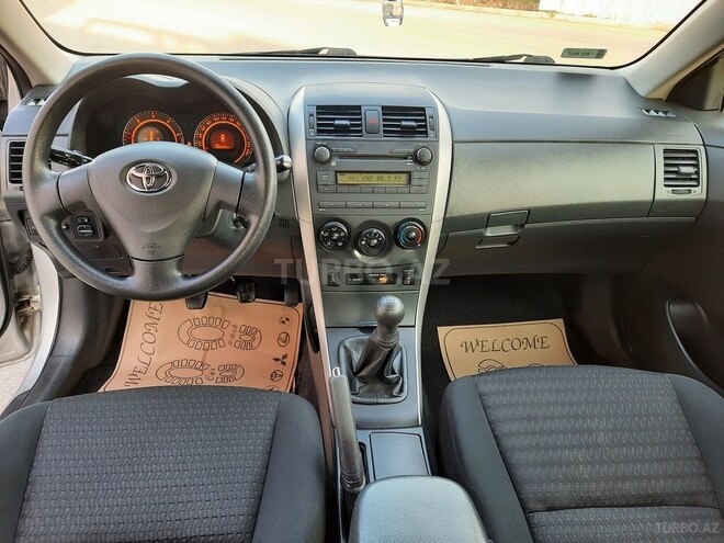 Toyota Corolla 2008, 243,000 km - 1.4 л - Bakı
