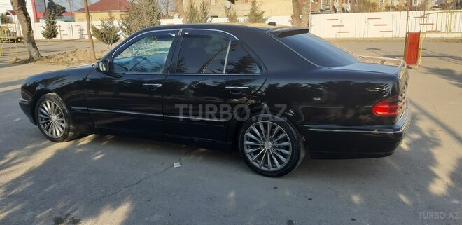 Mercedes E 220 2000, 248,700 km - 2.2 l - Sumqayıt