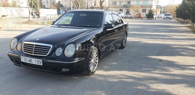 Mercedes E 220 2000, 248,700 km - 2.2 l - Sumqayıt