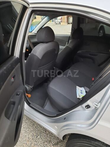 Kia Rio 2009, 135,000 km - 1.4 l - Bakı