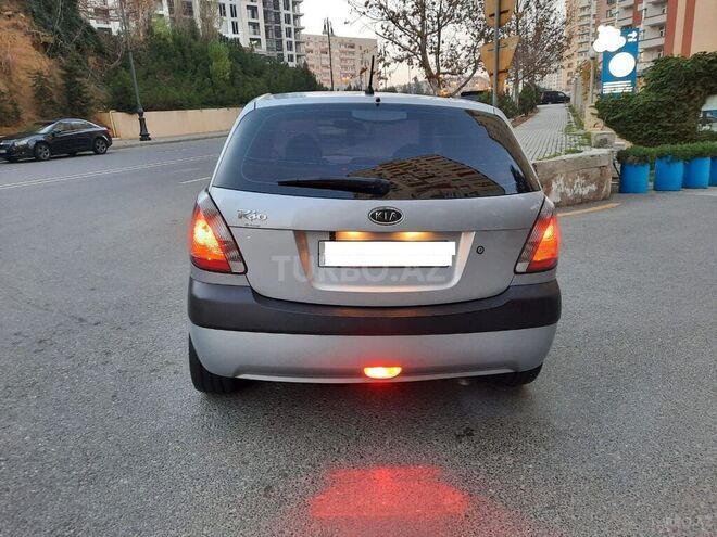 Kia Rio 2009, 135,000 km - 1.4 l - Bakı