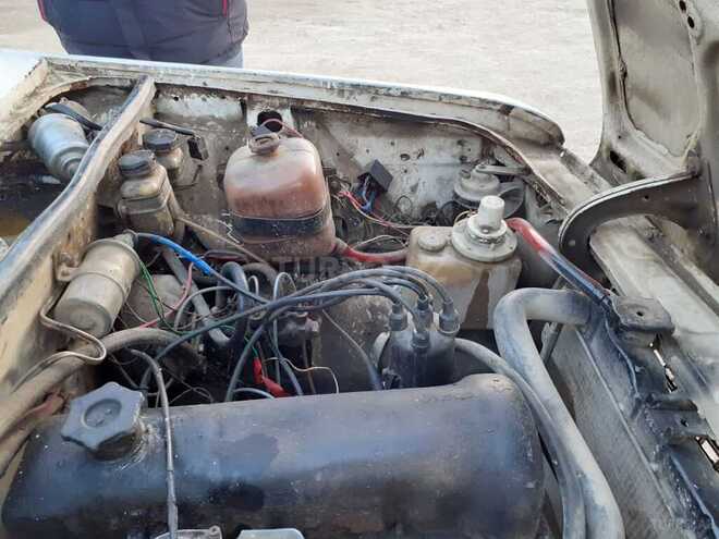 LADA (VAZ) 2106 1976, 200,000 km - 1.5 л - Salyan