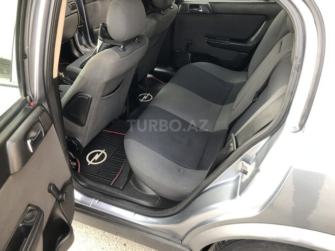 Opel Astra 2004, 184,000 km - 1.6 l - Bakı