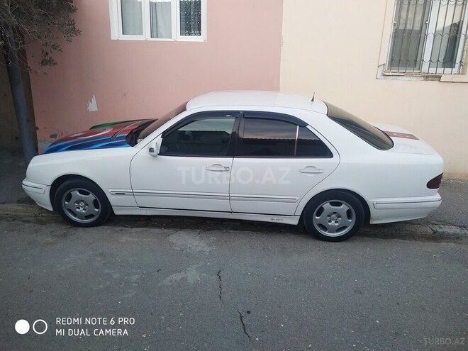 Mercedes E 220 2000, 489,000 km - 2.2 l - Bakı