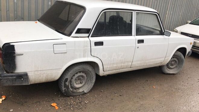 LADA (VAZ) 2107 2005, 290,000 km - 1.5 л - Bakı