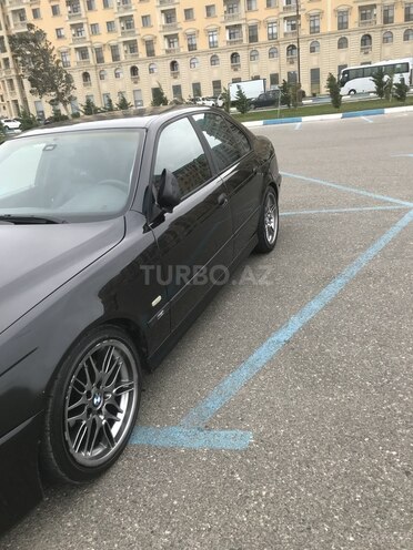 BMW 528 1998, 300,000 km - 2.8 l - Sumqayıt