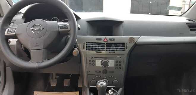 Opel Astra 2005, 156,000 km - 1.4 l - Mingəçevir