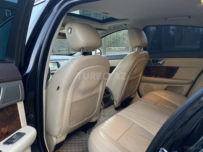 Jaguar XF 2010, 167,000 km - 3.0 л - Bakı