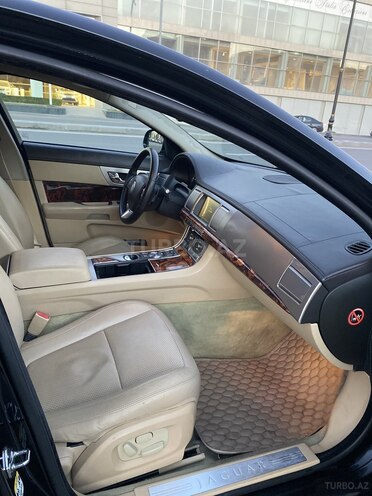 Jaguar XF 2010, 167,000 km - 3.0 л - Bakı