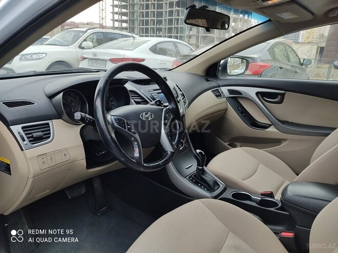 Hyundai Elantra 2016, 68,500 km - 1.8 л - Bakı
