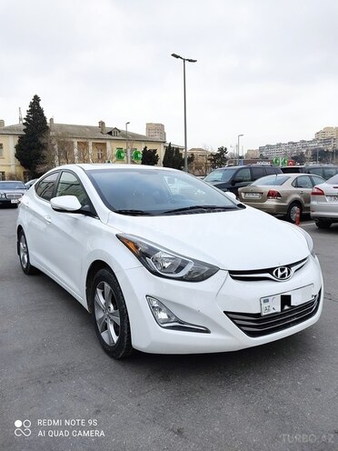 Hyundai Elantra 2016, 68,500 km - 1.8 л - Bakı