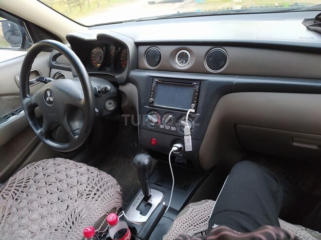 Mitsubishi Outlander 2003, 300,000 km - 2.4 l - Sumqayıt