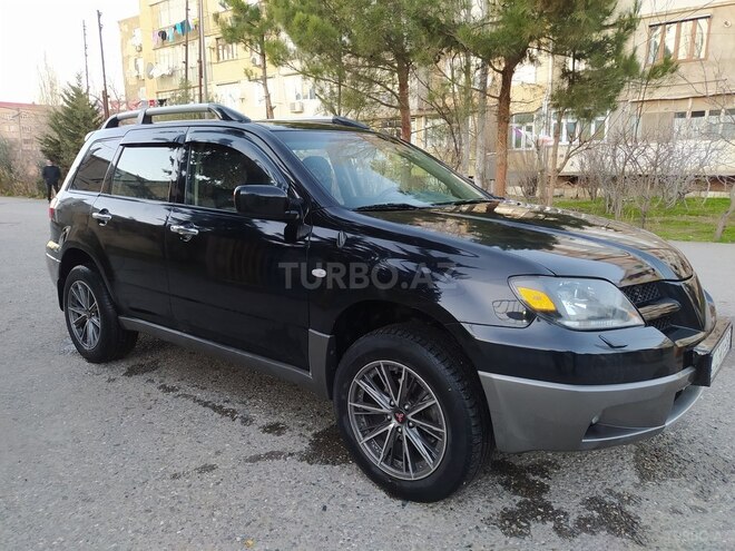 Mitsubishi Outlander 2003, 300,000 km - 2.4 l - Sumqayıt