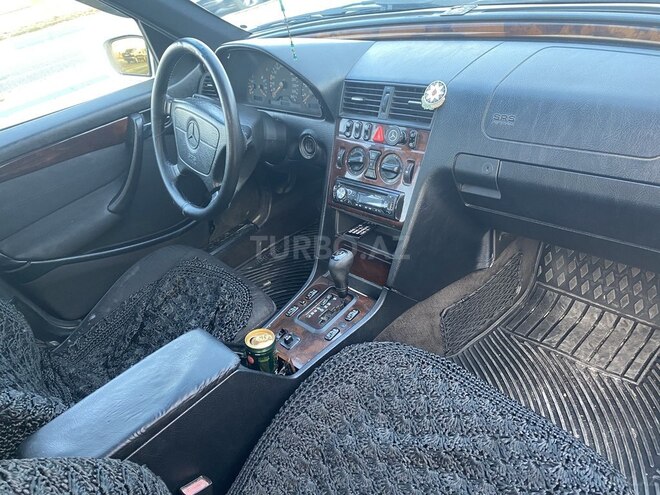 Mercedes C 230 1998, 242,400 km - 2.3 l - Sumqayıt