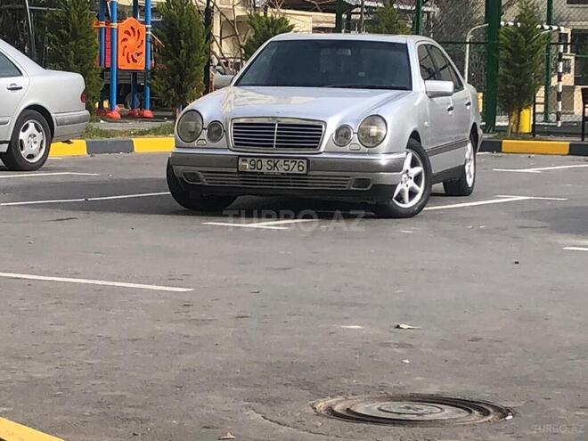 Mercedes E 240 1998, 217,584 km - 2.4 л - Bakı
