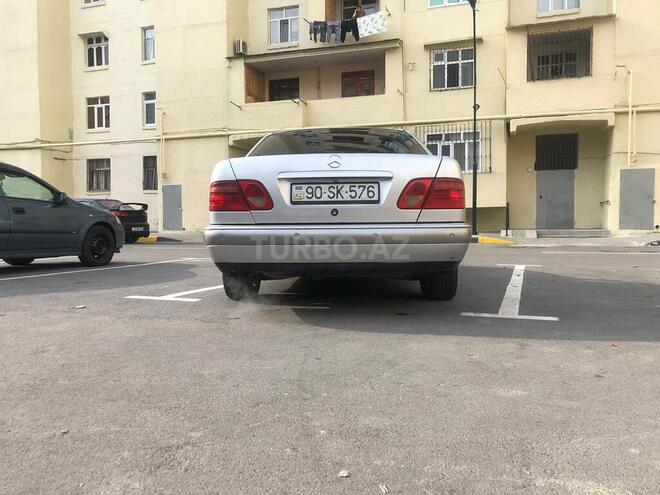 Mercedes E 240 1998, 217,584 km - 2.4 л - Bakı