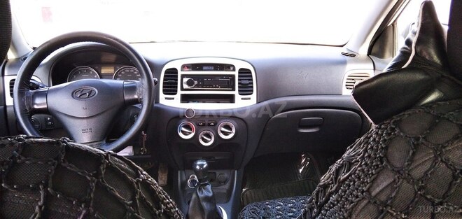 Hyundai Accent 2009, 255,000 km - 1.4 l - Sumqayıt