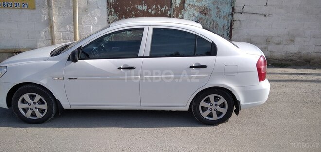 Hyundai Accent 2009, 255,000 km - 1.4 l - Sumqayıt