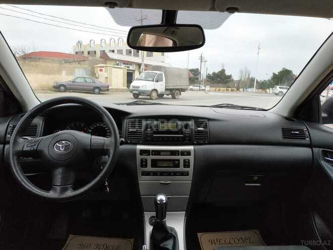 Toyota Corolla 2005, 225,000 km - 1.4 l - Bakı