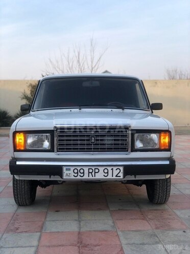 LADA (VAZ) 2107 2009, 85,000 km - 1.6 l - Ucar