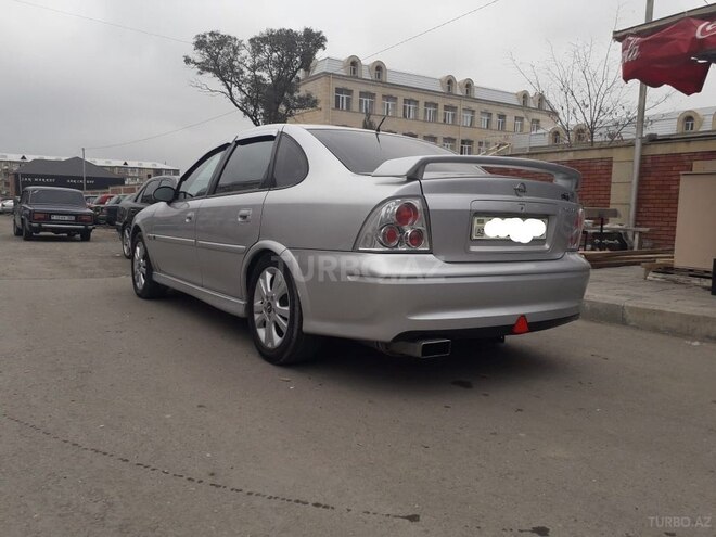 Opel Vectra 2001, 210,000 km - 1.8 l - Bakı