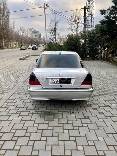 Mercedes C 180 1998, 258,633 km - 1.8 l - Bakı