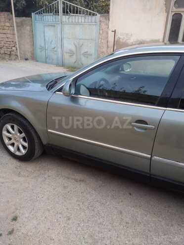 Volkswagen Passat 2004, 247,145 km - 1.8 l - Bakı