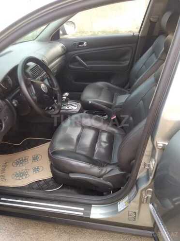 Volkswagen Passat 2004, 247,145 km - 1.8 l - Bakı