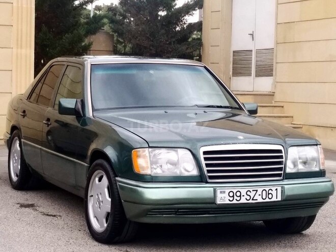 Mercedes E 220 1994, 233,000 km - 2.2 l - Bakı