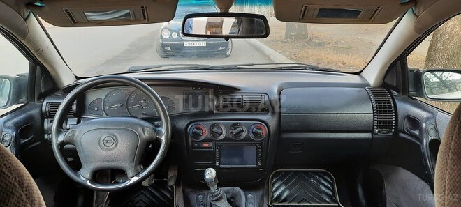 Opel Omega 1995, 135,000 km - 2.0 l - Gəncə