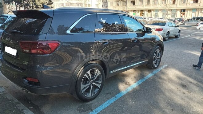 Kia Sorento 2018, 68,200 km - 2.0 l - Bakı
