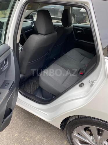 Toyota Auris 2013, 137,300 km - 1.8 л - Bakı