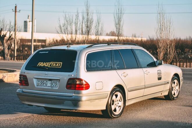 Mercedes E 220 2000, 349,867 km - 2.2 l - Ağstafa