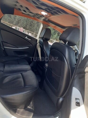 Hyundai Accent 2012, 260,000 km - 1.6 l - Goranboy
