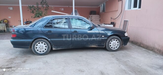 Mercedes C 180 1998, 272,165 km - 1.8 л - Qazax