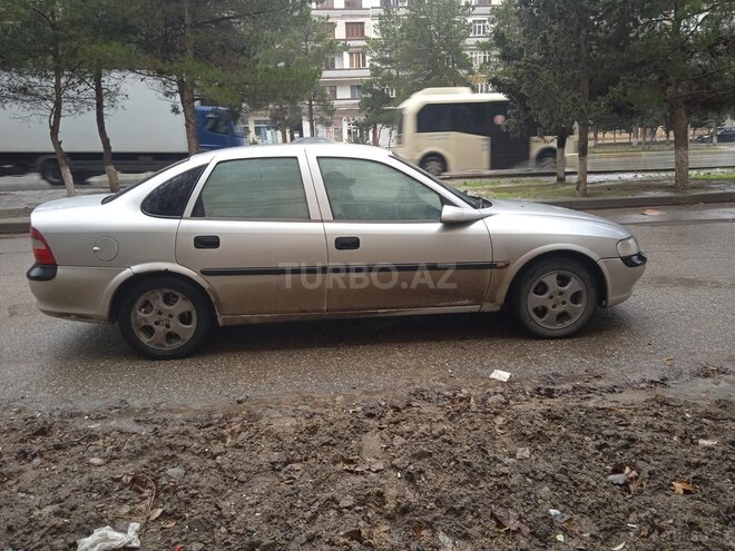 Opel Vectra 1997, 386,000 km - 1.6 l - Bakı