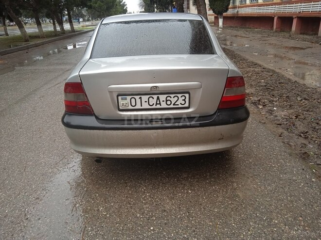Opel Vectra 1997, 386,000 km - 1.6 l - Bakı