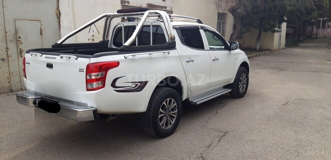 Mitsubishi L200 2015, 63,000 km - 2.5 л - Bakı