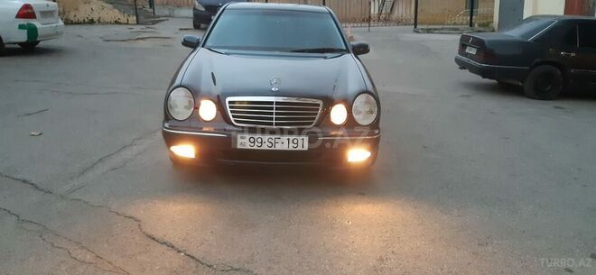 Mercedes E 220 2000, 249,000 km - 2.2 л - Bakı