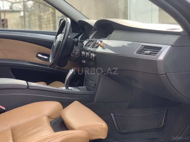 BMW 525 2008, 220,000 km - 2.5 l - Bakı