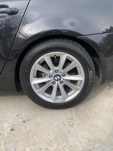 BMW 525 2008, 220,000 km - 2.5 l - Bakı