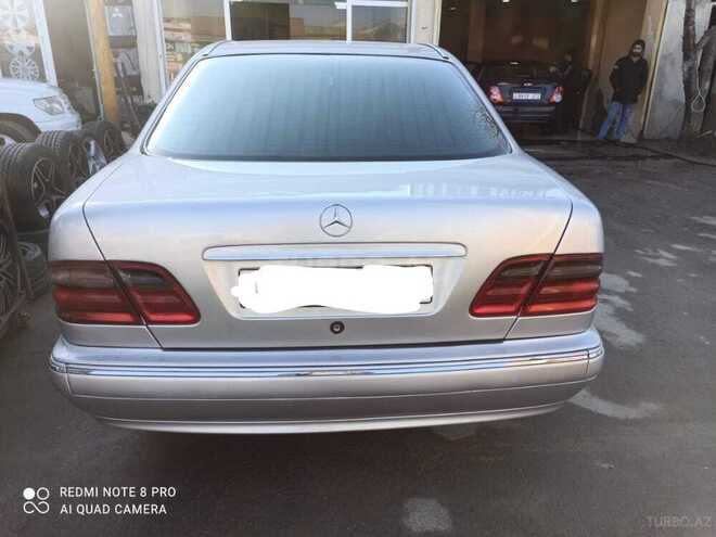 Mercedes E 220 1999, 425,000 km - 2.2 l - Bakı