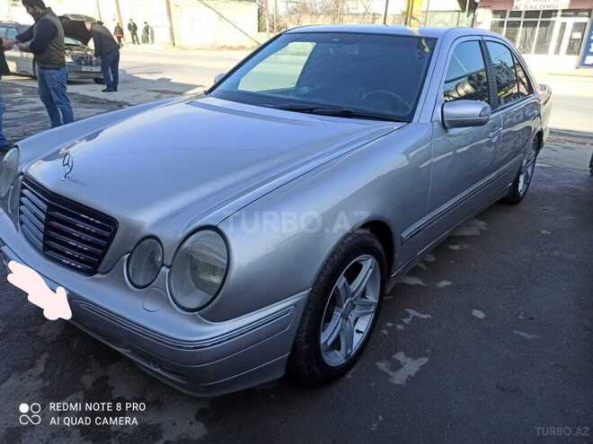 Mercedes E 220 1999, 425,000 km - 2.2 l - Bakı